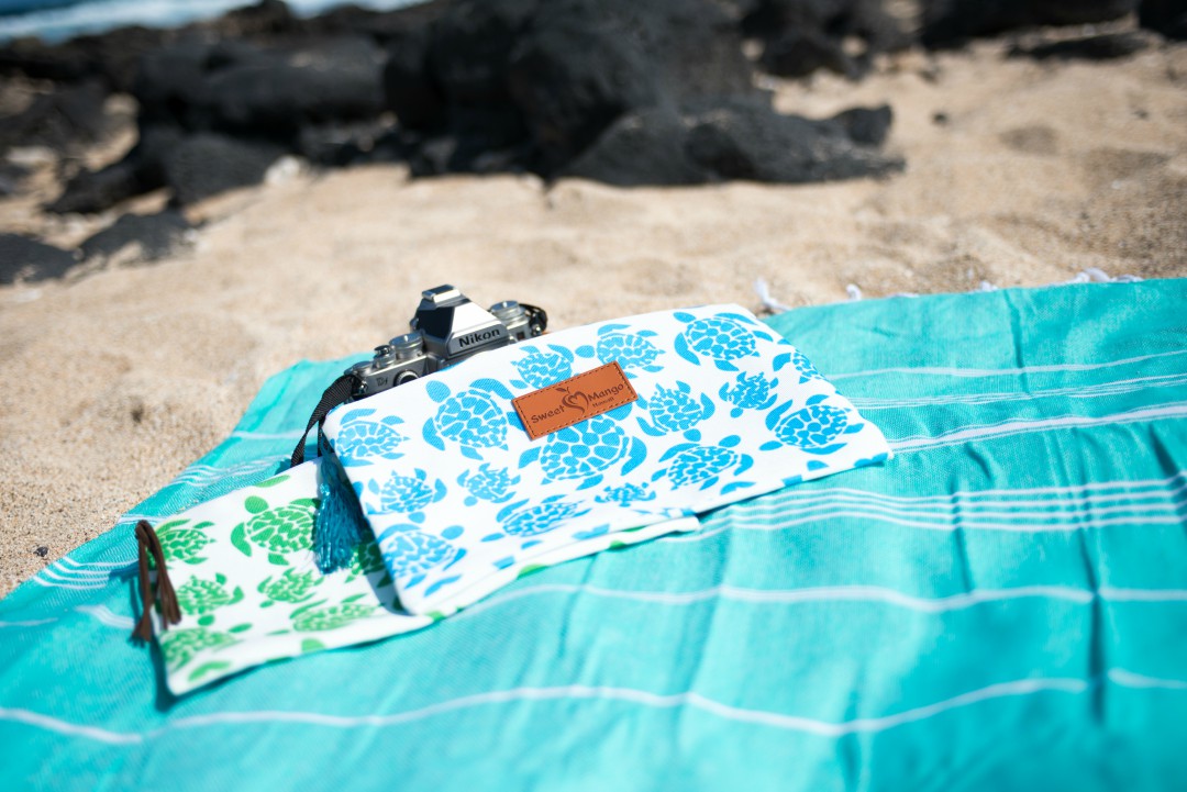 Clutch/Make-Up Pouch