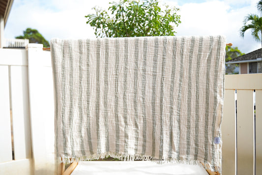 Muslin Throw Blanket (Olive Green)